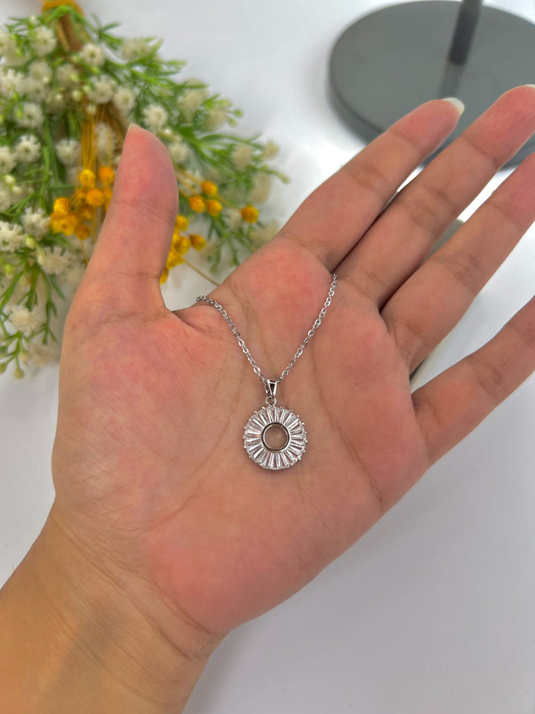 Hollow Circle Silver Necklace