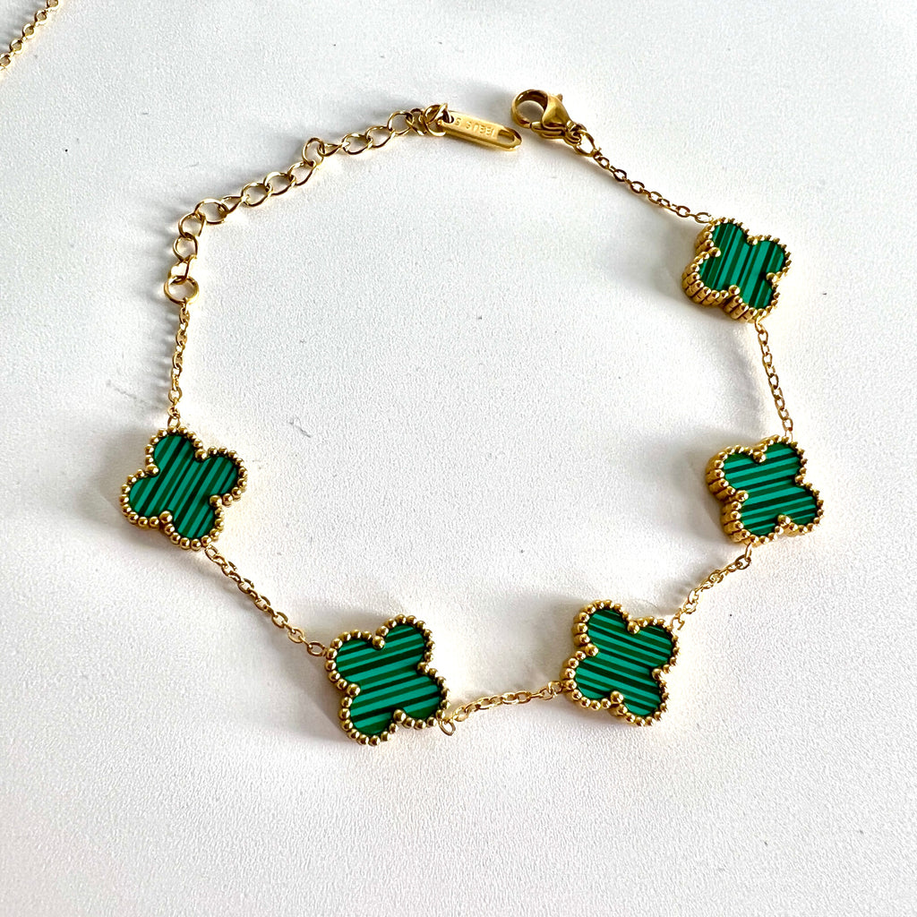 Green Vanclave Jewellery set