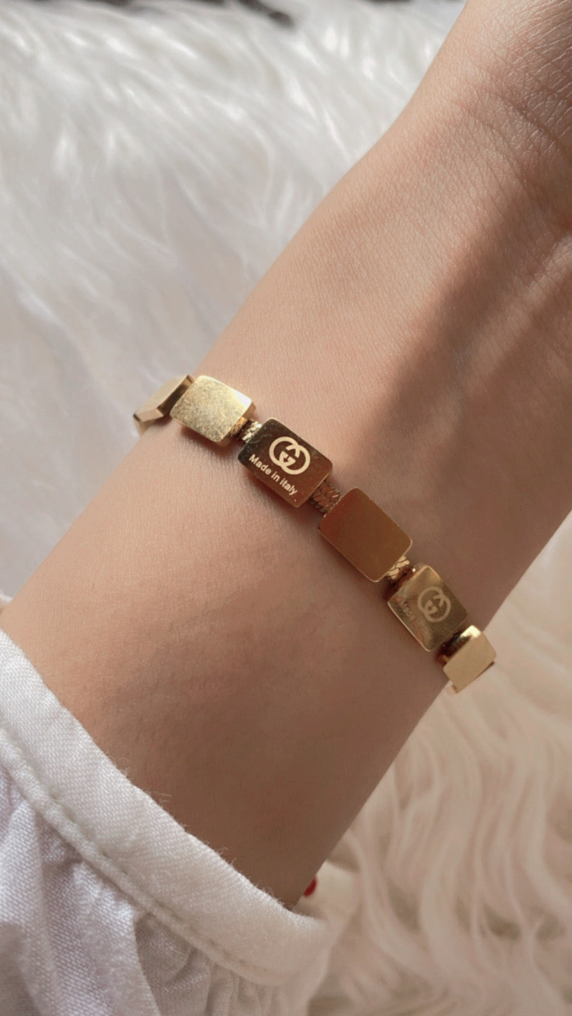 Luxurious Golden Bracelet