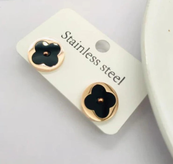 Fourleaf Circle Clover Earrings Black | Jewelry Online | Jewelry Store