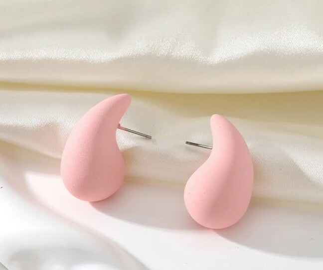 Light Pink Water Drop Design Earring