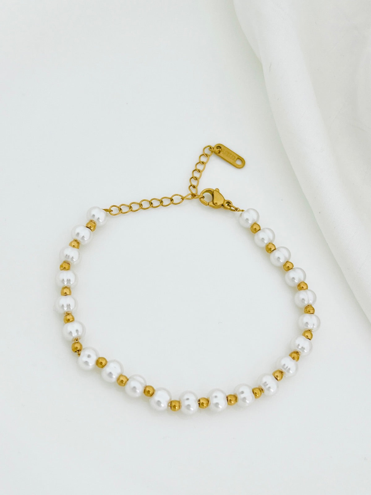 Crazy Women Bracelet - Style 7135082