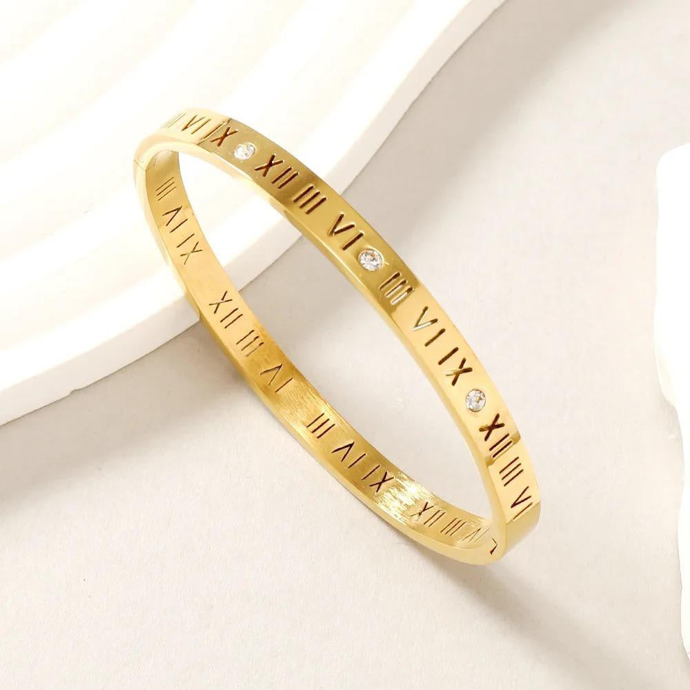 Crazy Women Handcuff Bracelet - Style 2945076