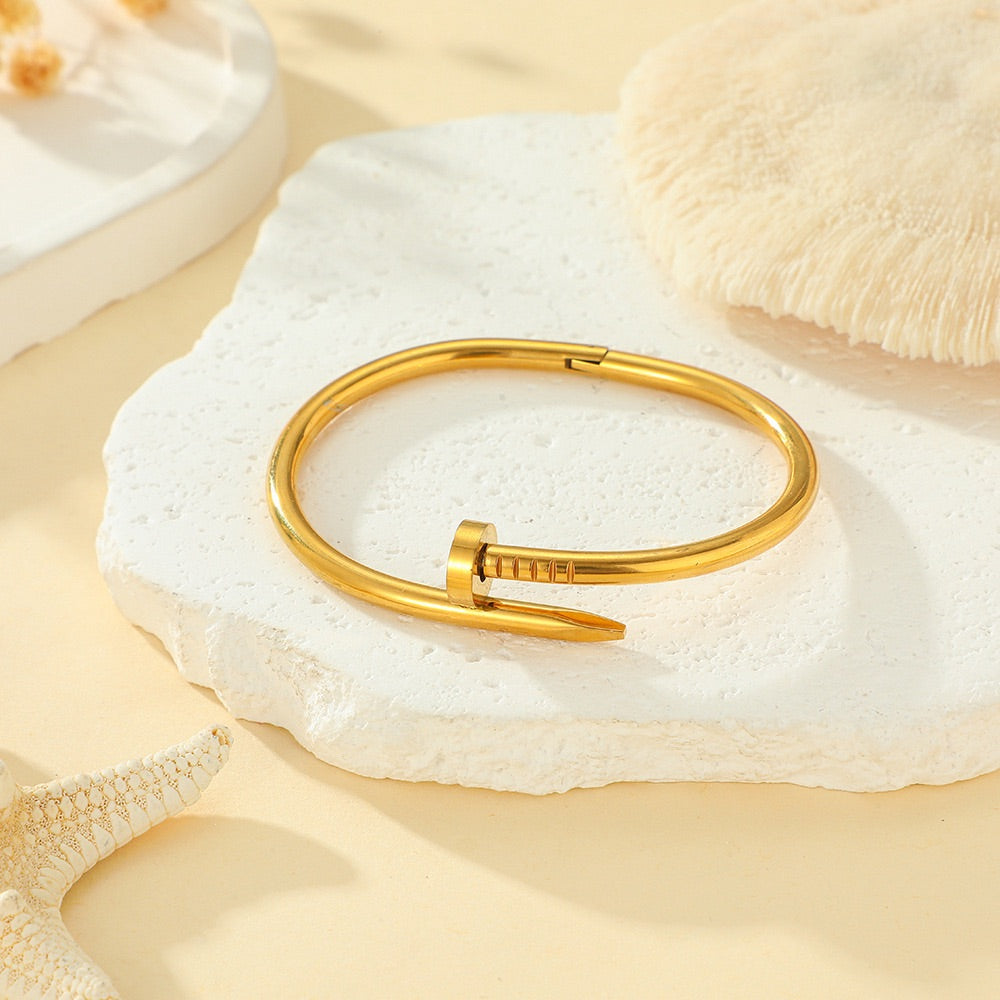 Crazy Women Handcuff Bracelet - Style 3428017