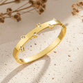 Crazy Women Handcuff Bracelet - Style 3659074