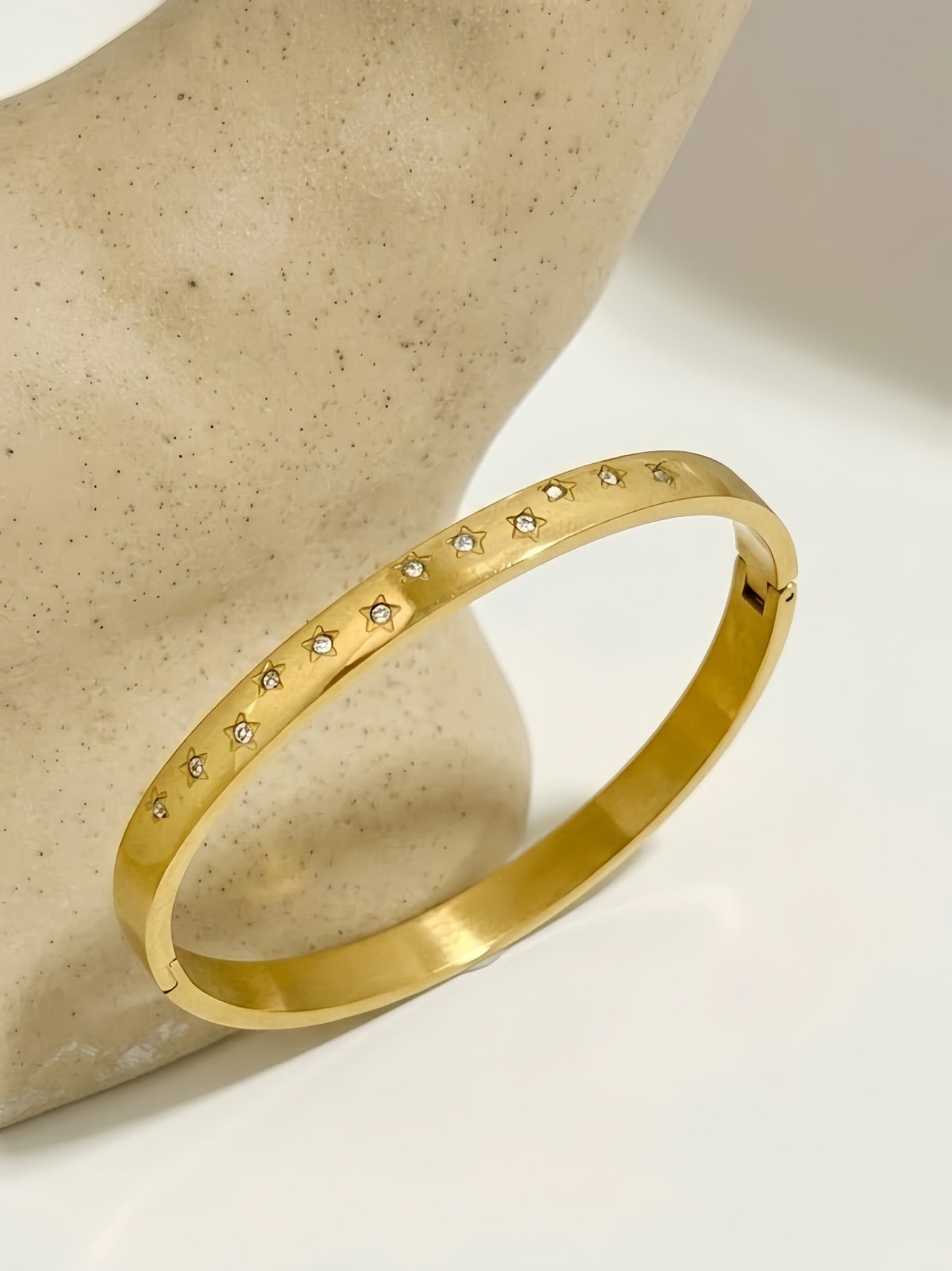 Crazy Women Handcuff Bracelet - Style 6345076