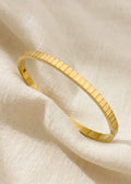 Crazy Women Handcuff Bracelet - Style 7135096