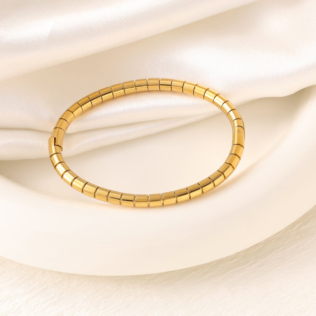 Crazy Women Handcuff Bracelet - Style 7139054