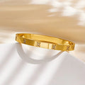 Crazy Women Handcuff Bracelet - Style 7349062