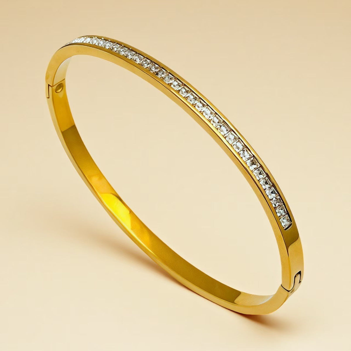 Crazy Women Handcuff Bracelet - Style 8643051