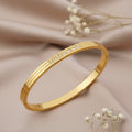 Crazy Women Handcuff Bracelet - Style 9435071