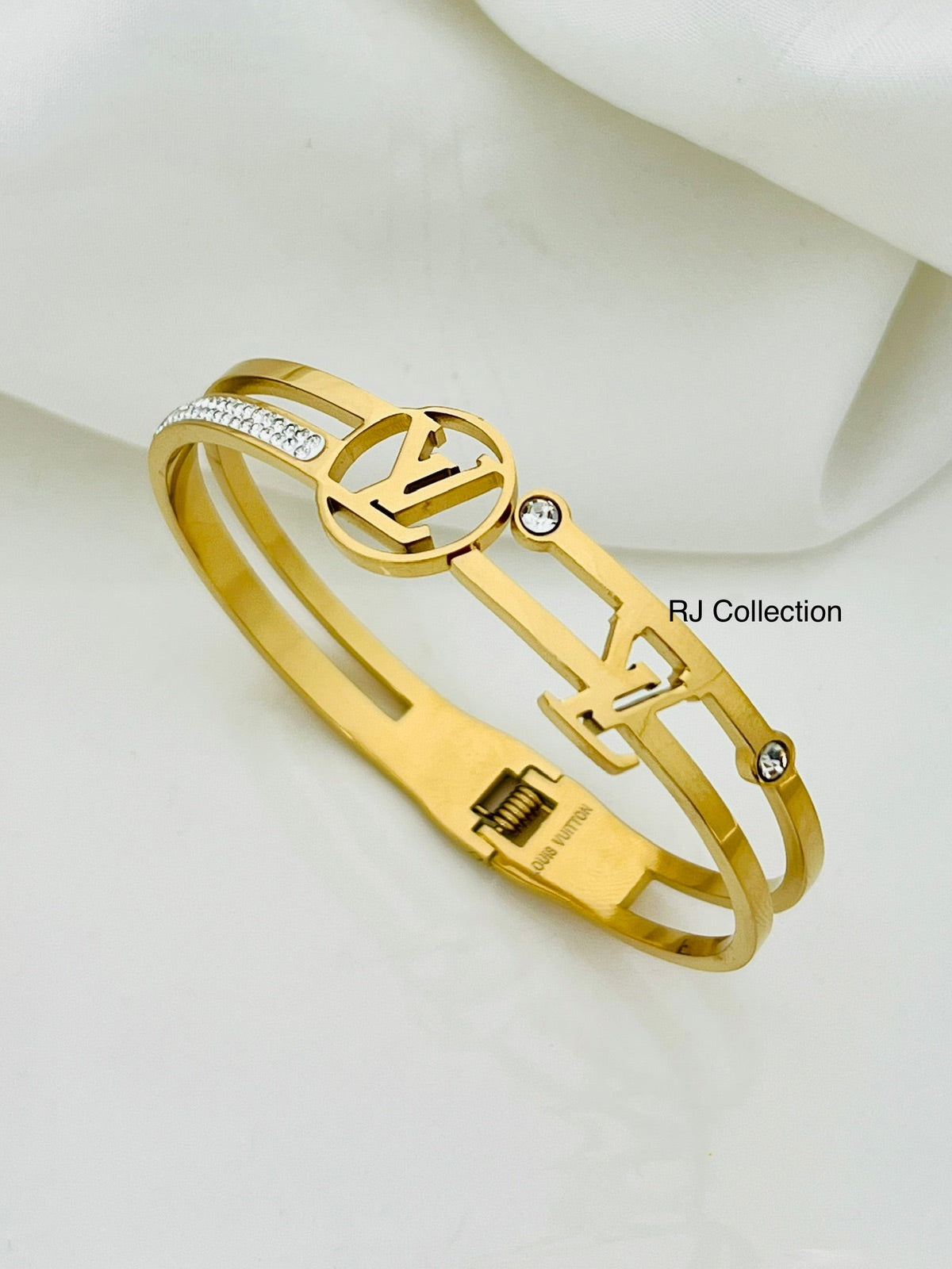 Crazy Women Handcuff Bracelet - Style 9753063