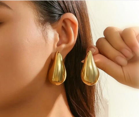 Golden Water Drop Design Earring | Jewelry Online | Jewelry Store