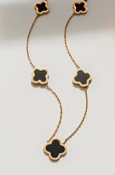 18K Gold Plated Four Leaf Clover Necklace - Crazy Women