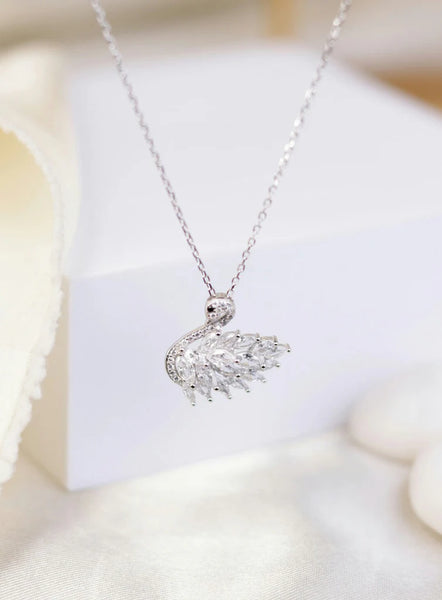 Silver swan necklace