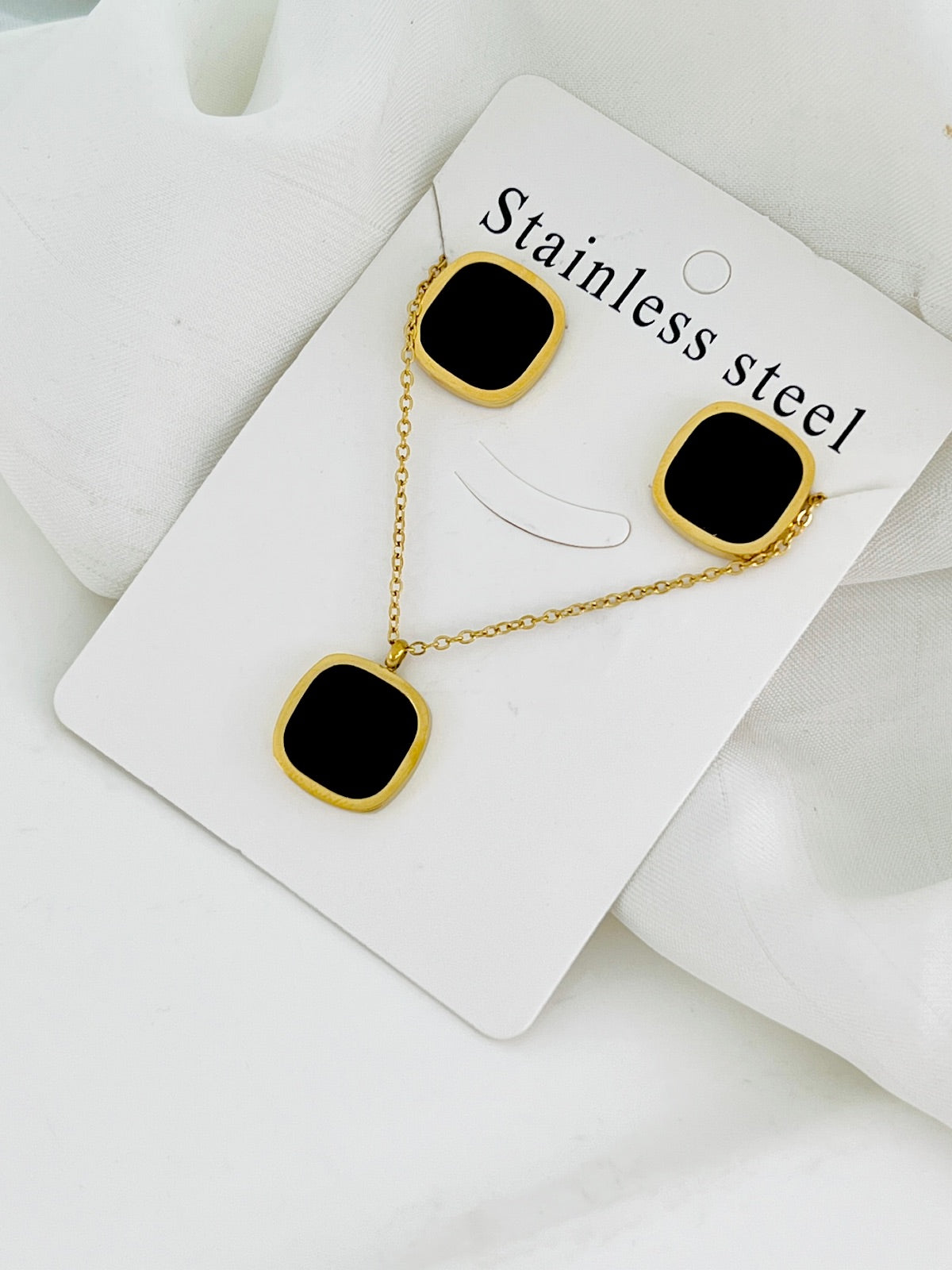 Crazy Women Complete Jewellery Set - Style 8429054