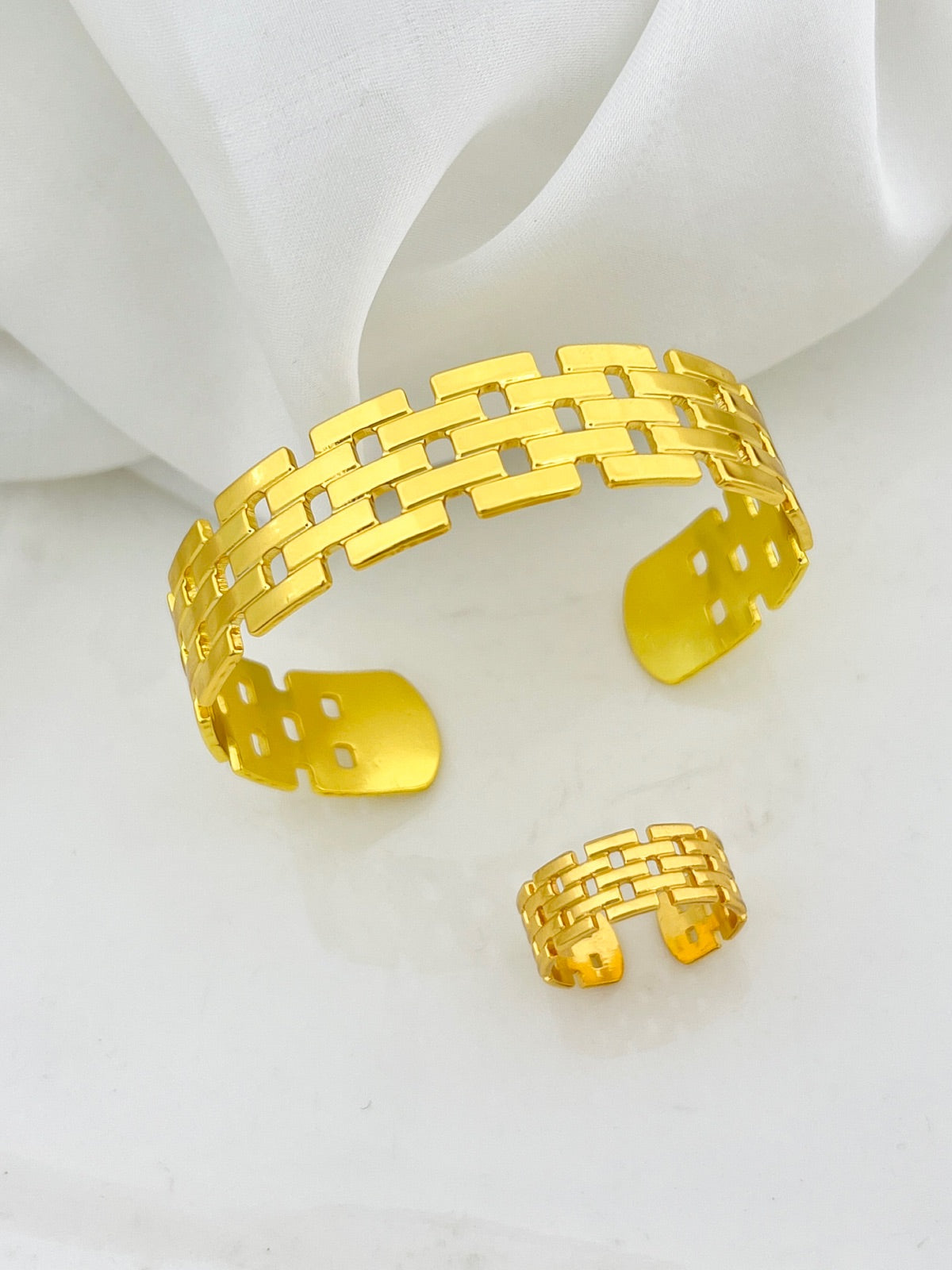 Crazy Women Complete Jewellery Set - Style 3158074