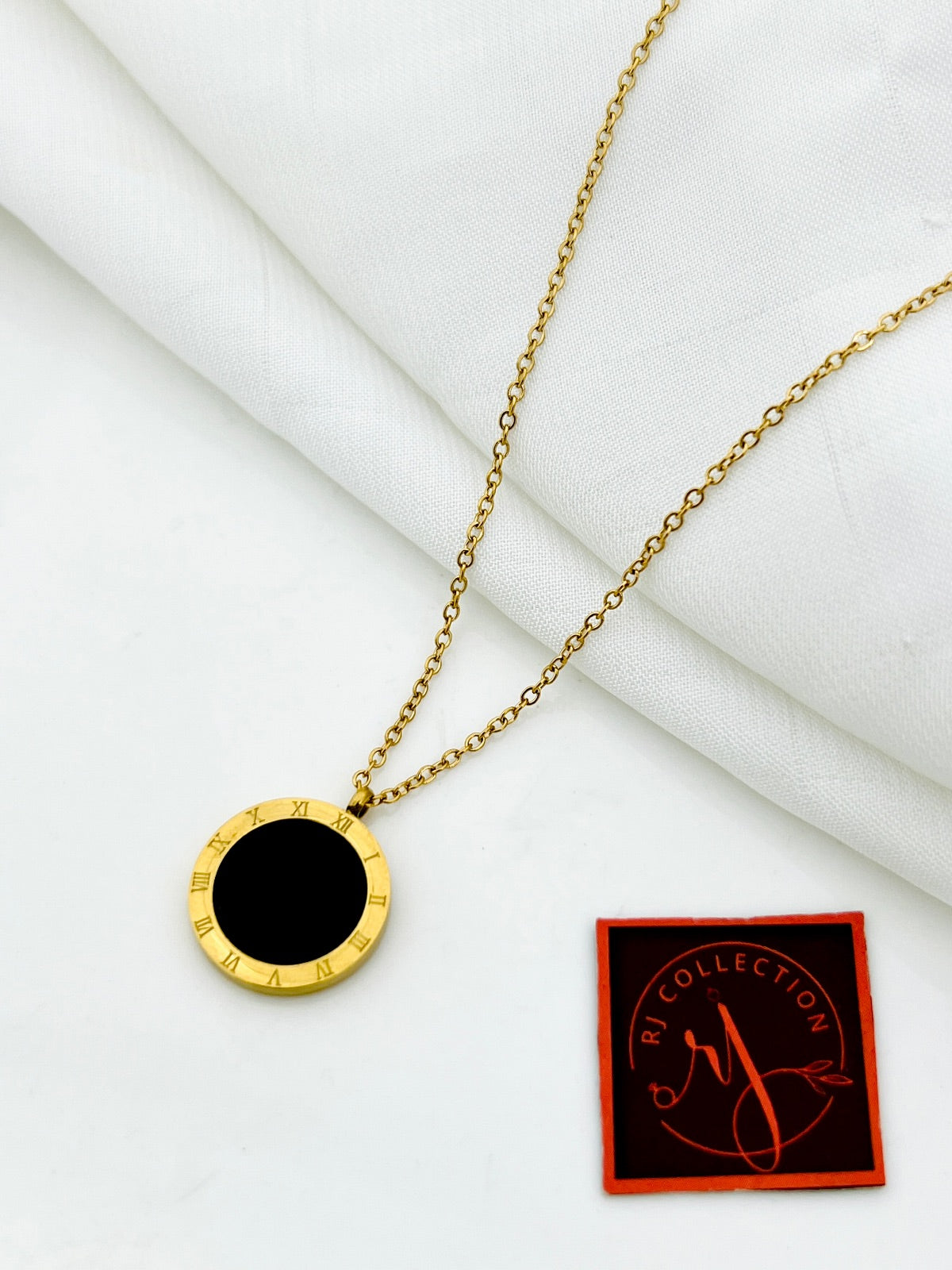 Crazy Women Locket Necklace - Style 6215087