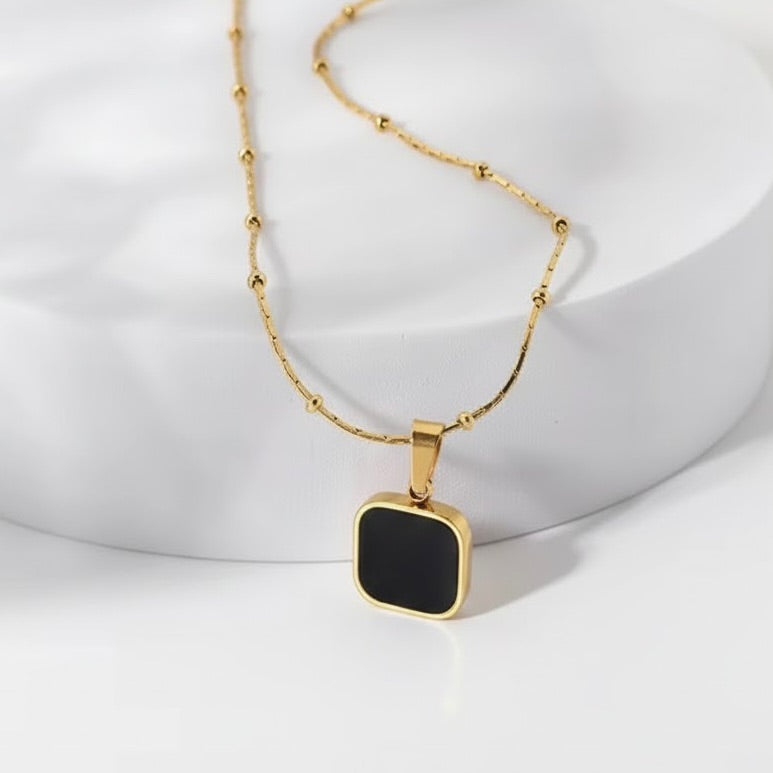Crazy Women Locket Necklace - Style 8125064