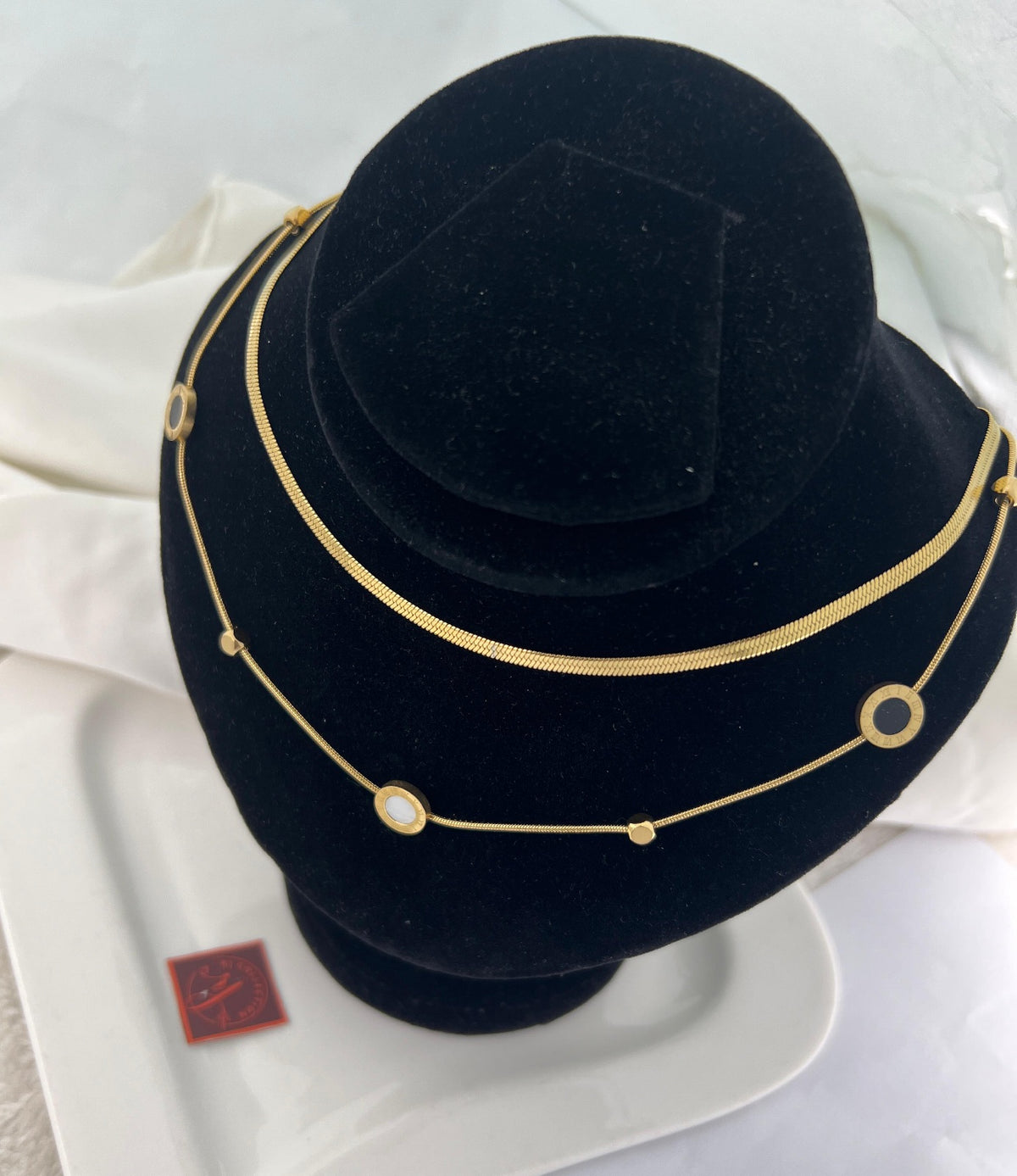 Crazy Women Necklace - Style 7135084