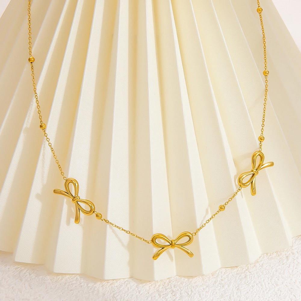 Crazy Women Necklace - Style 8129053