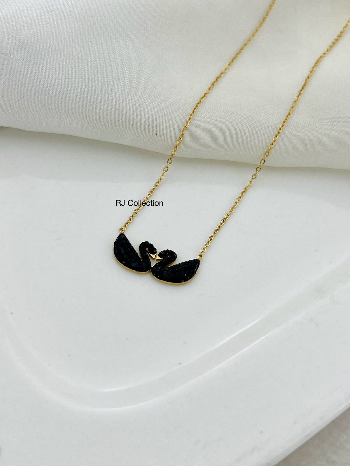Crazy Women Locket Necklace - Style 7522075
