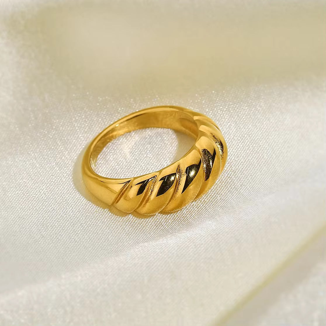 Crazy Women Ring - Style 8725043