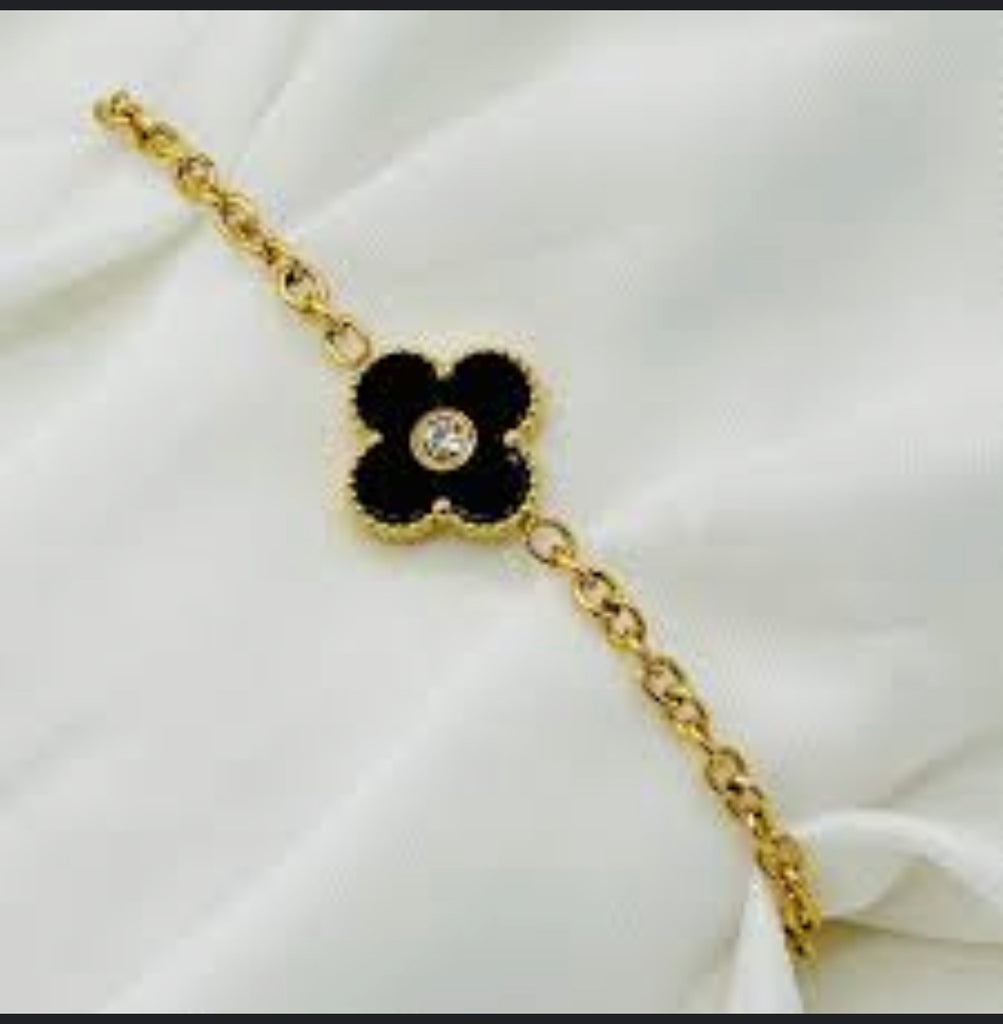 Stainless steel 18k gold plated Ladies bracelet with Black flower