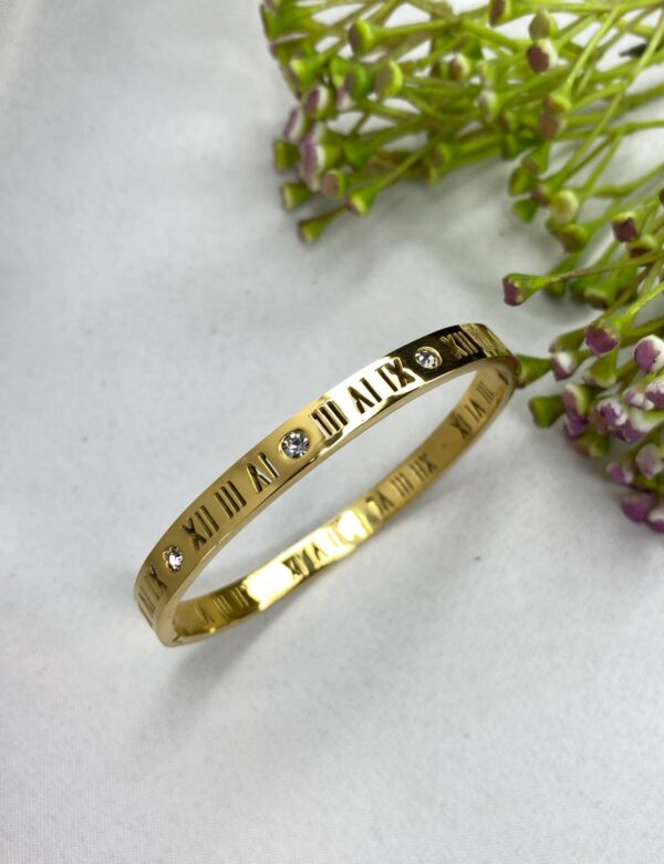 Stainless Steel Roman Stone Bracelet - Buy Online Pakistan | Crazy Women
