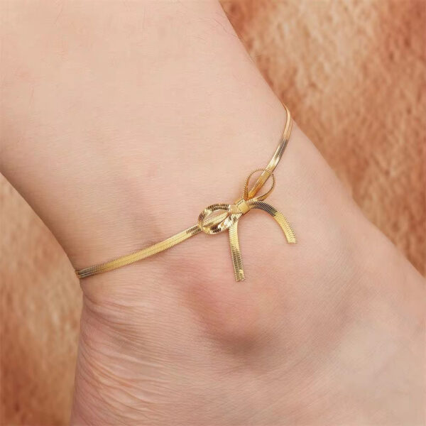 Bow Anklet - Buy Online Pakistan | Crazy Women