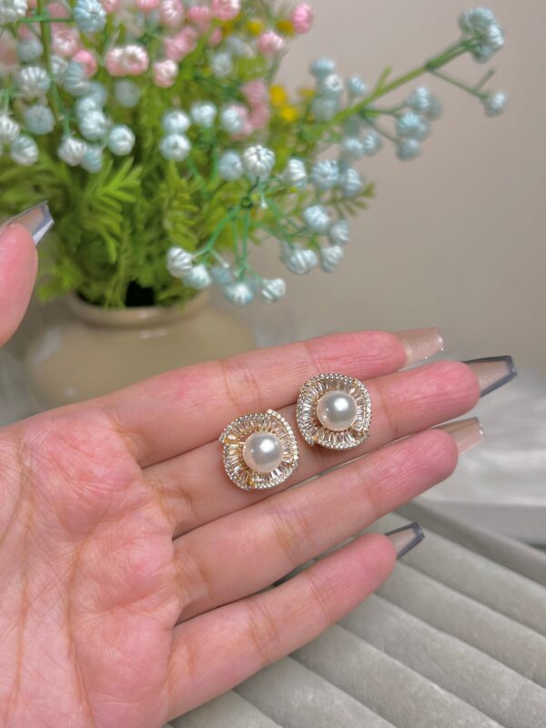 Rose pearl zircon earrings - Buy Online Pakistan | Crazy Women