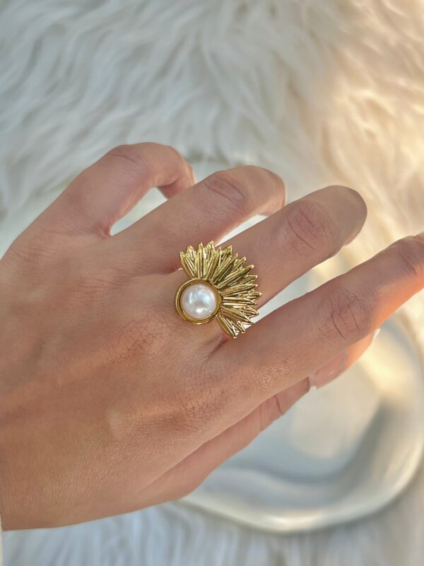 Pearl Half Flower Ring (Adjustable) - Buy Online Pakistan | Crazy Women