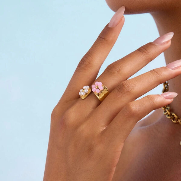 Flora Ring - Buy Online Pakistan | Crazy Women