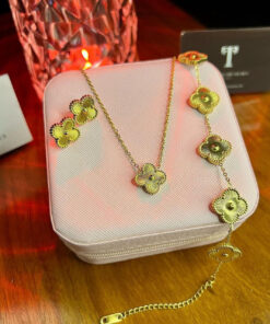 Golden Clover Complete Set | Jewellery Set Pakistan
