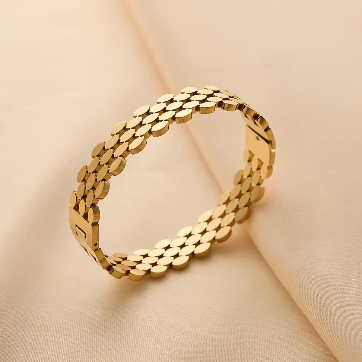 Damascus Bangle | Gold Plated Bracelet Pakistan