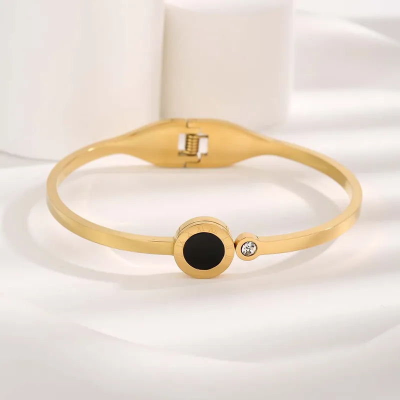 ROUND STAINLESS STEEL BRACELET | Gold Plated Bracelet Pakistan